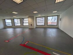 Centennial Tower (D1), Office #625904671